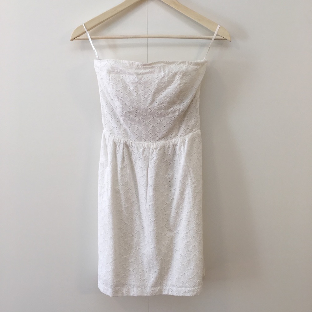Misses GAP white eyelet summer dress size 2
